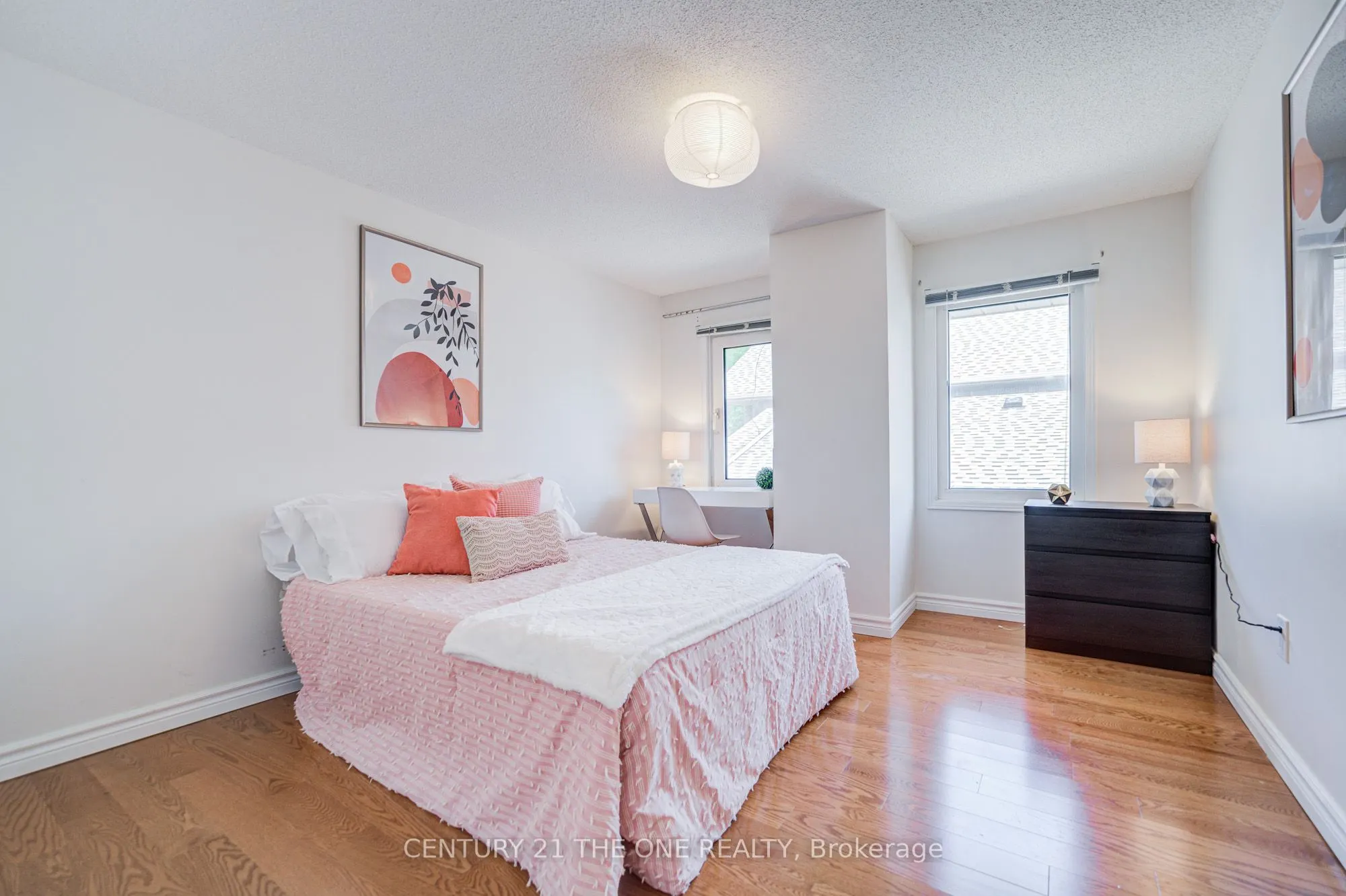 35 Ambleside Crescent