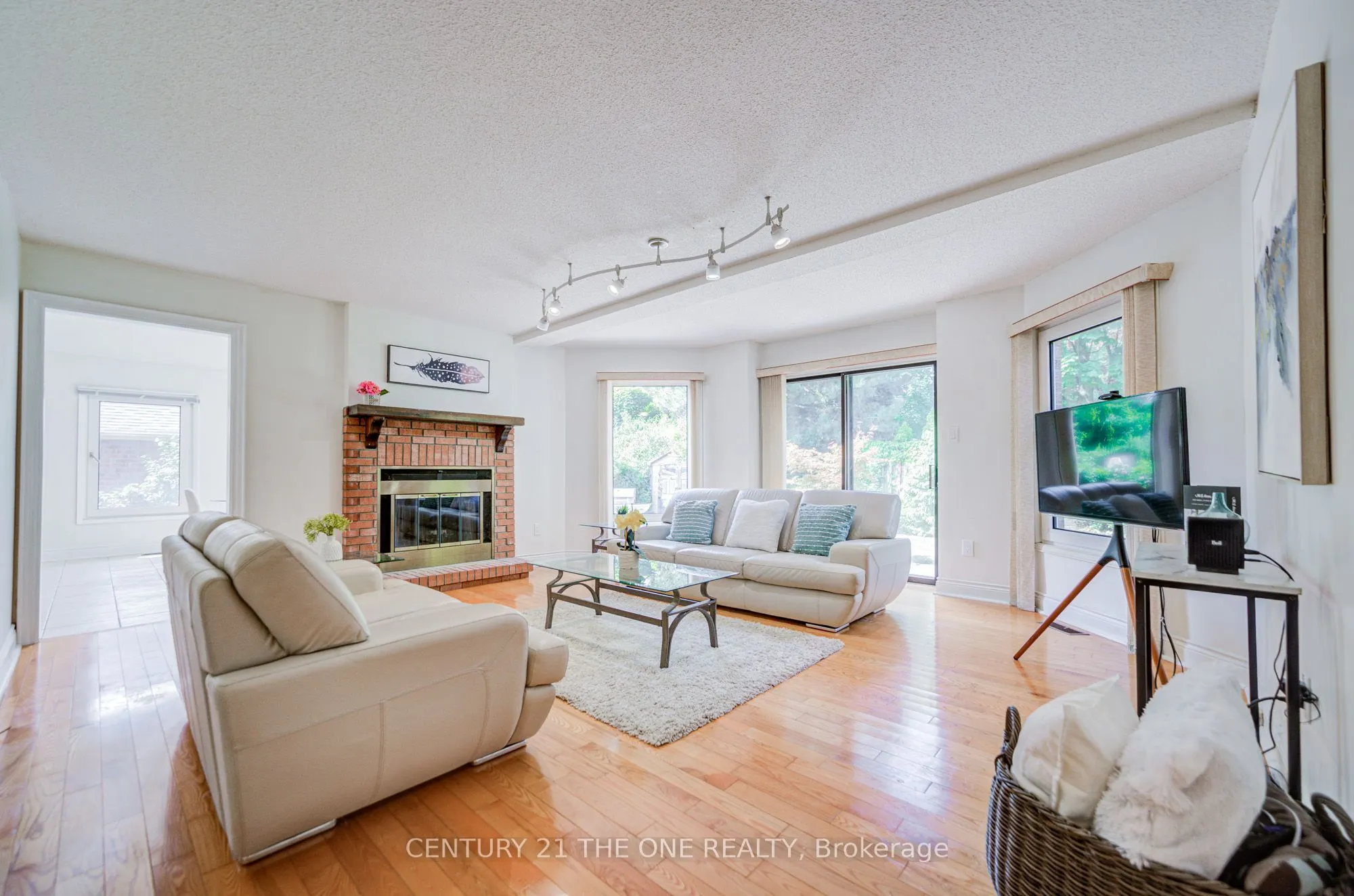 35 Ambleside Crescent