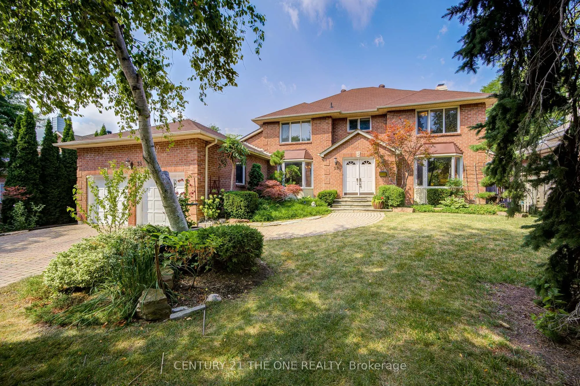 35 Ambleside Crescent