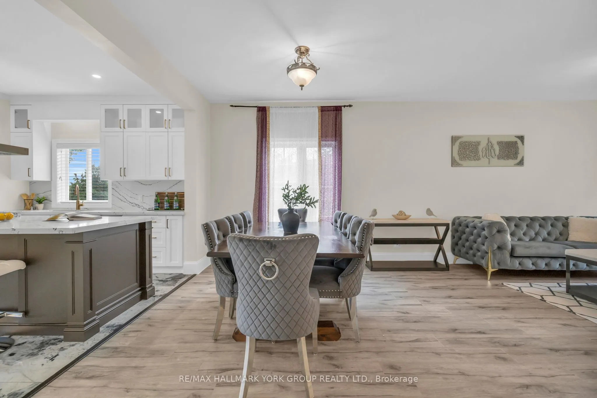36 Ball Avenue E