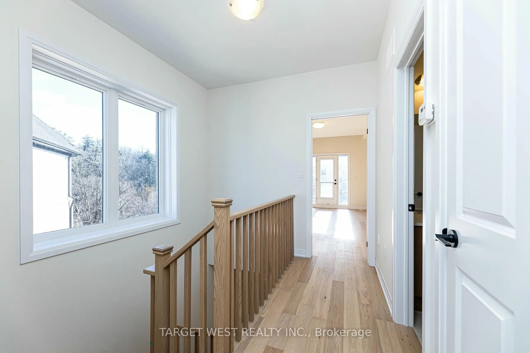 23 Archambault Way
