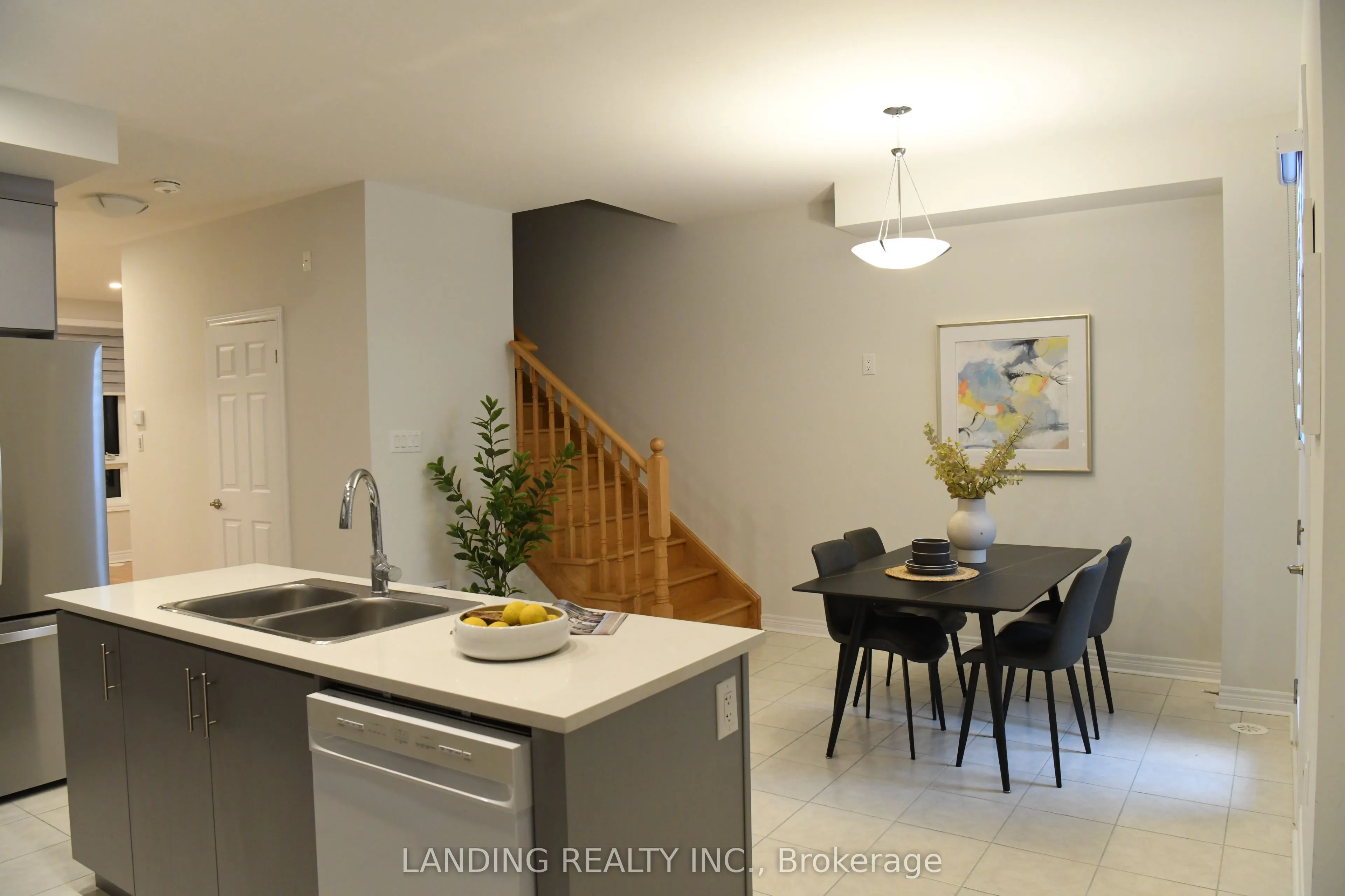 112 Robert Eaton Avenue Avenue W