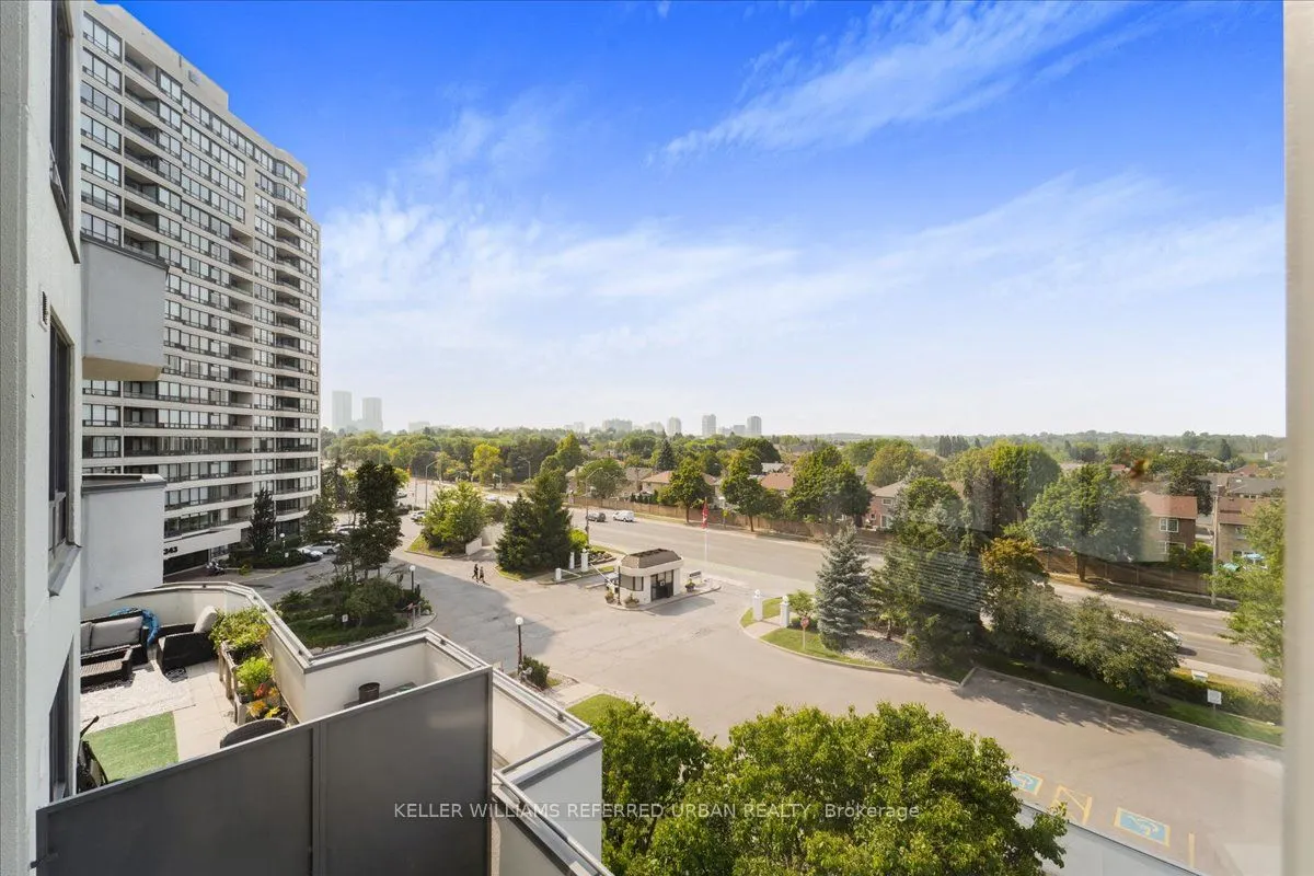 333 Clark Avenue W, #504
