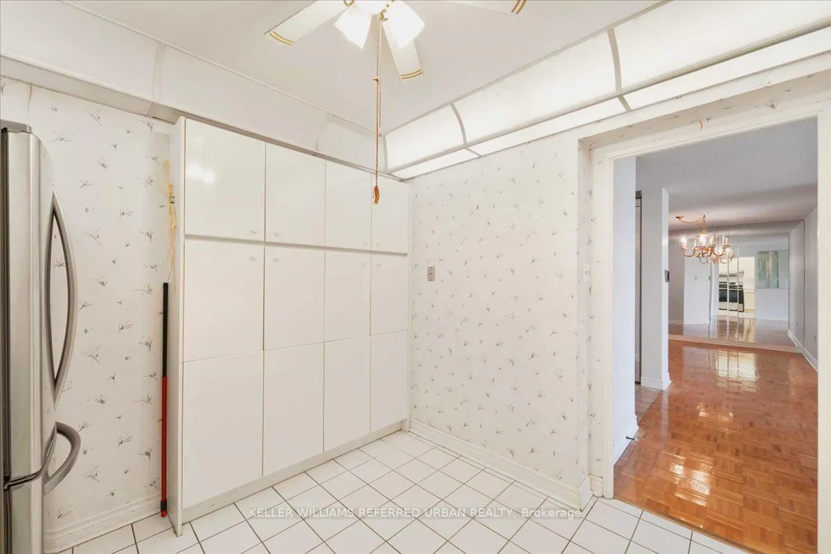 333 Clark Avenue W, #504