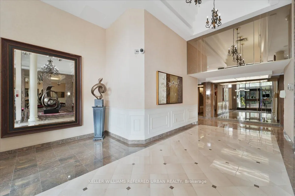 333 Clark Avenue W, #504