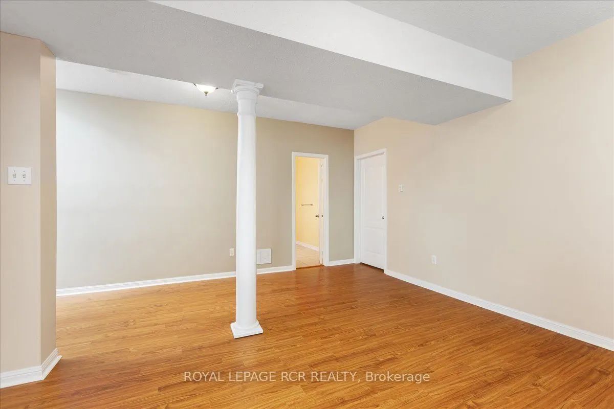 131 Mainprize Crescent