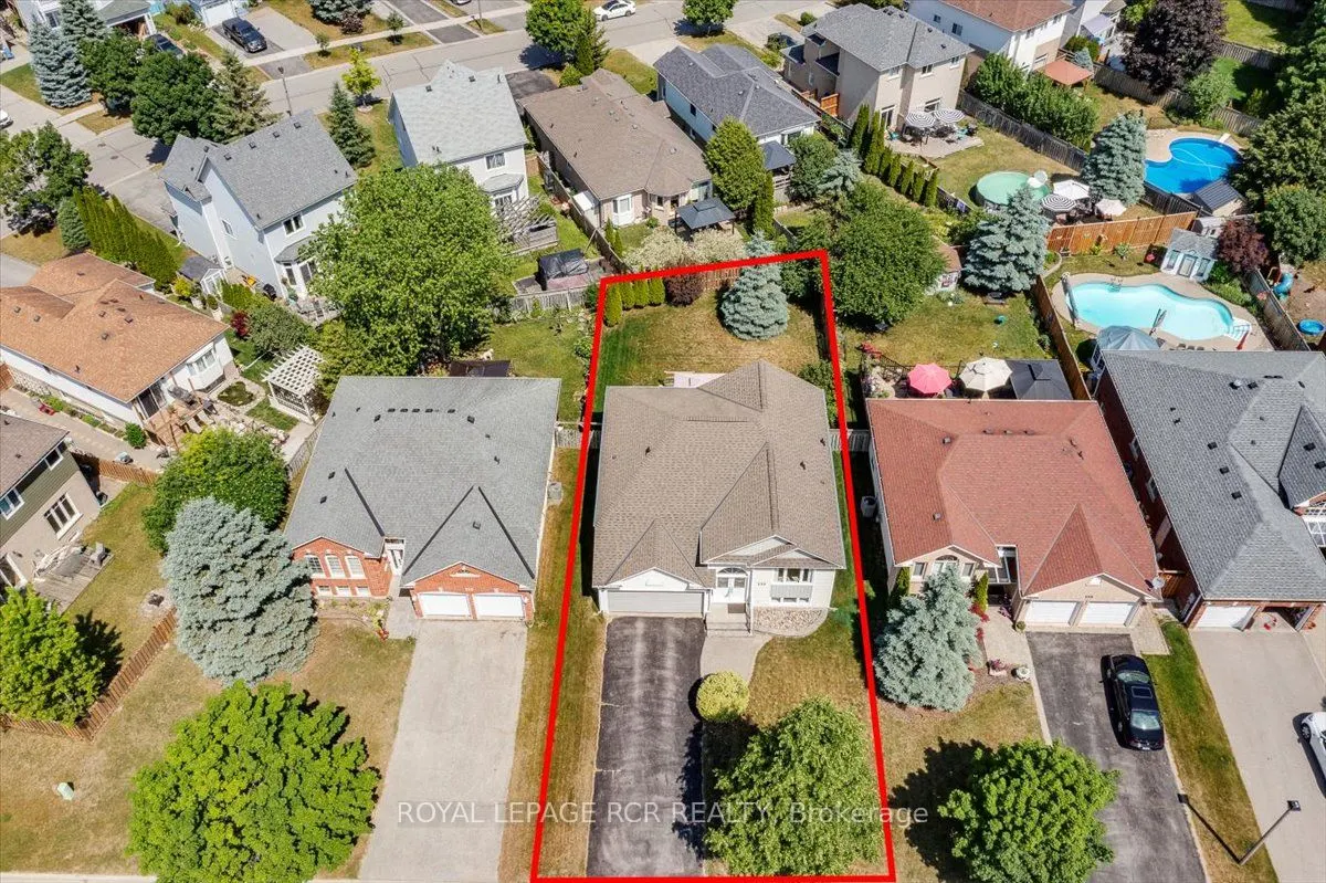 131 Mainprize Crescent