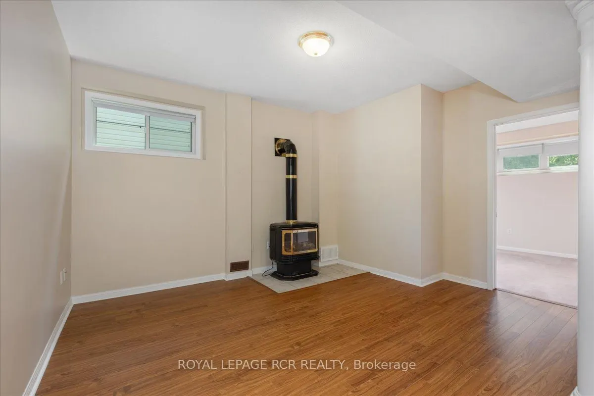 131 Mainprize Crescent