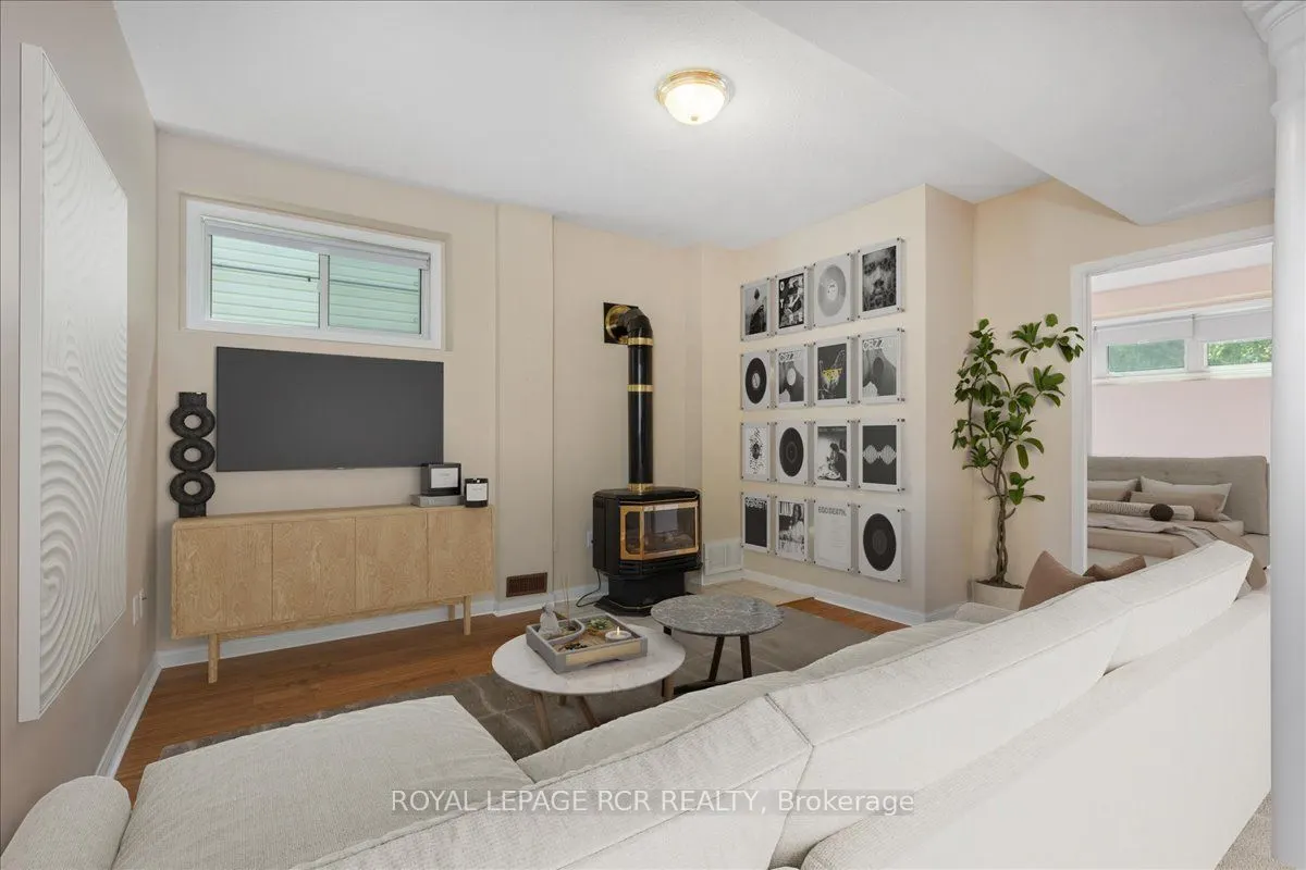 131 Mainprize Crescent