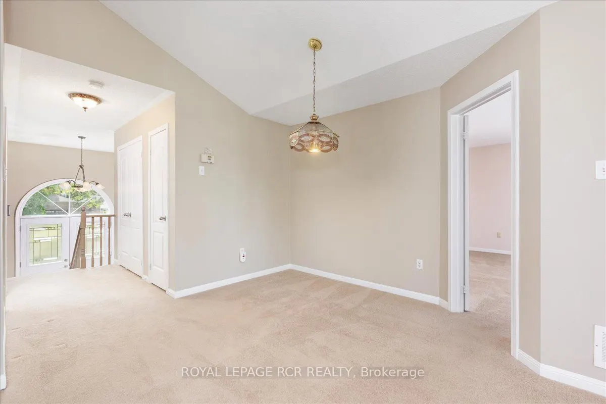 131 Mainprize Crescent