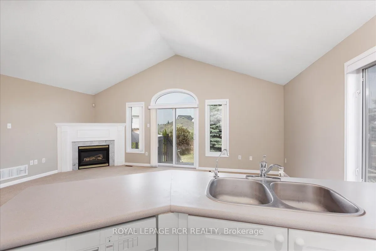 131 Mainprize Crescent