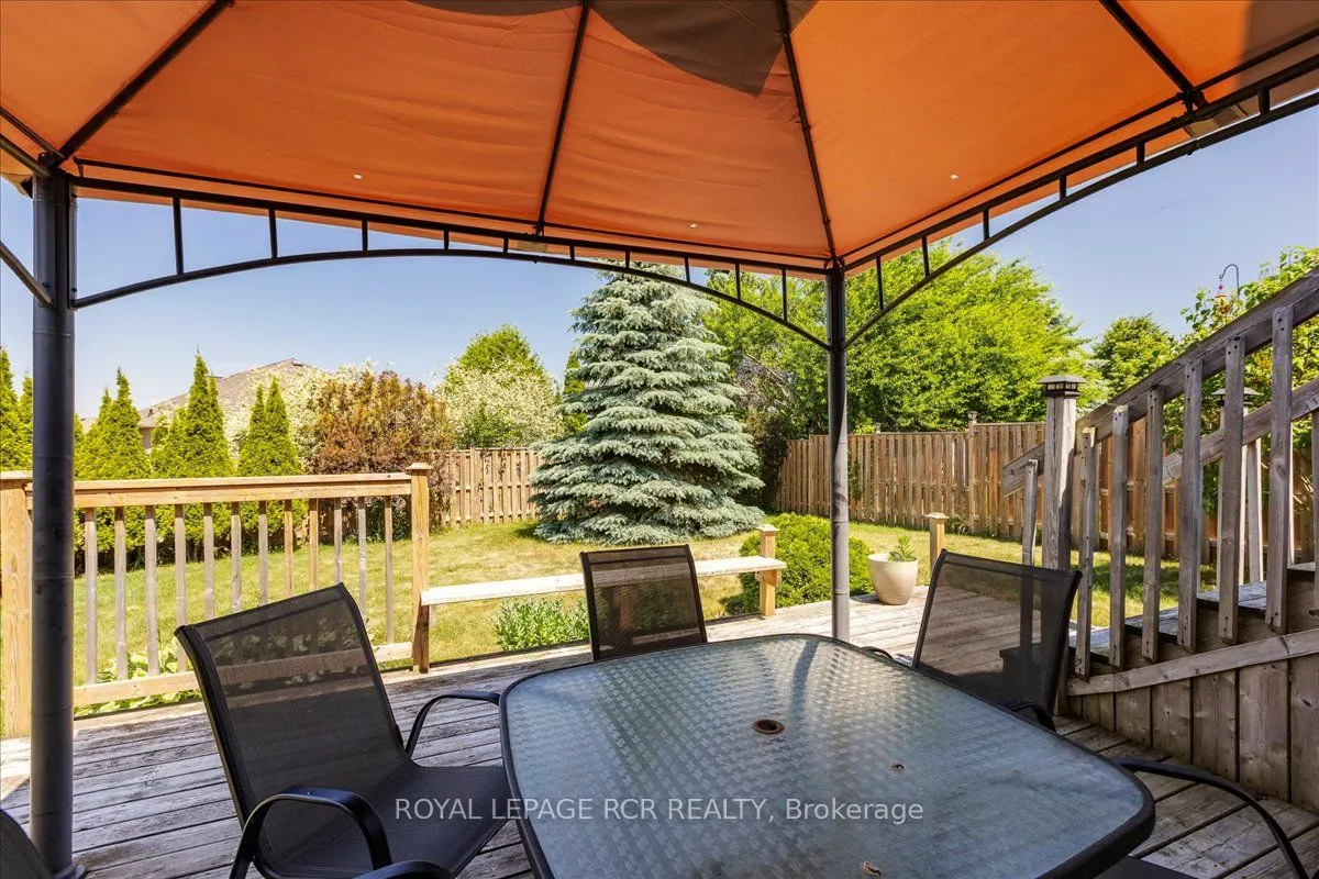 131 Mainprize Crescent