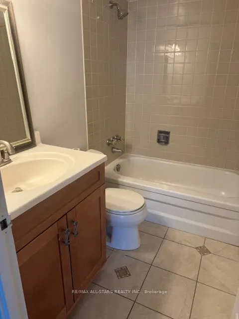 70 Baif Boulevard, #808