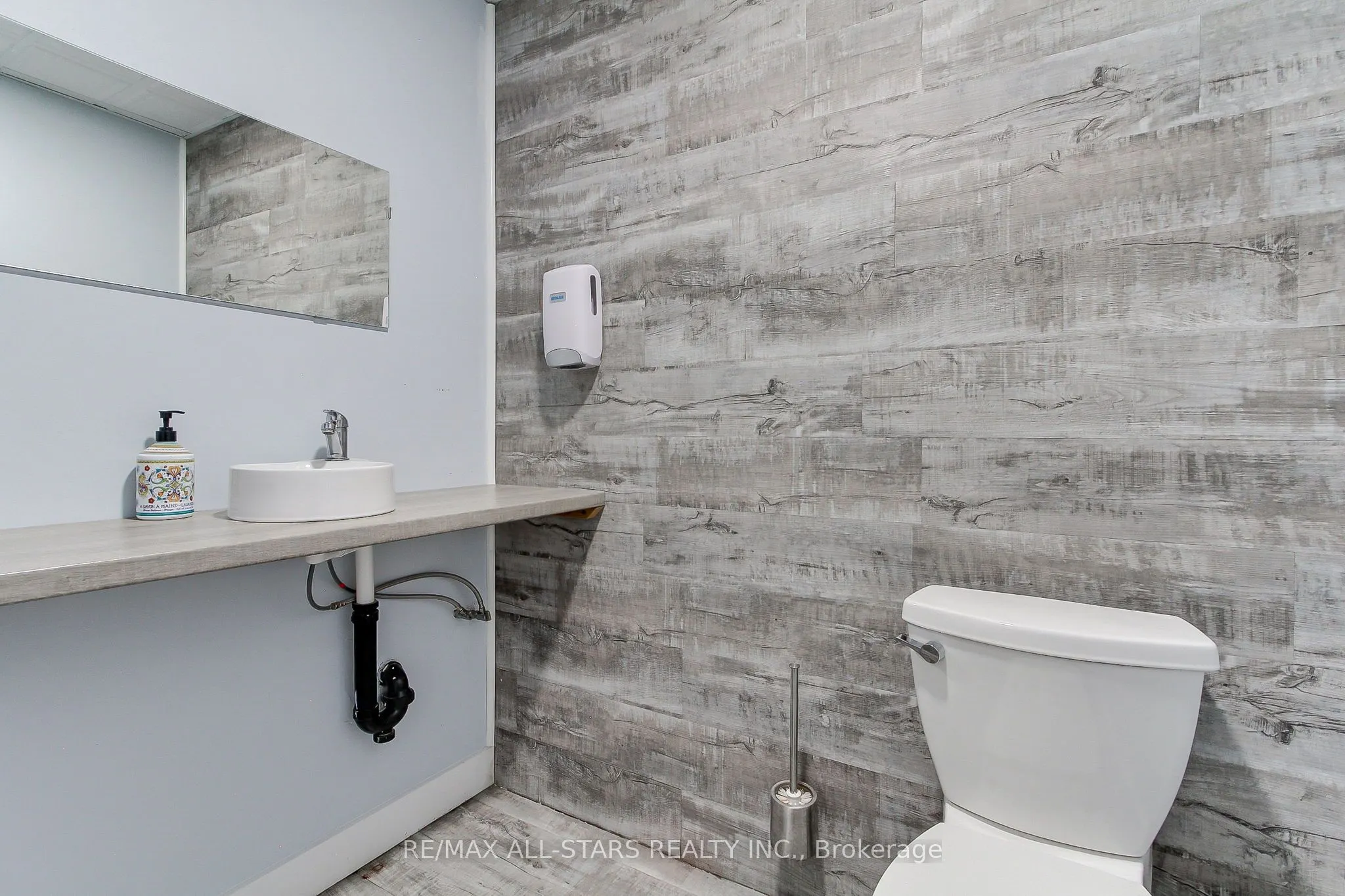 320 Harry Walker Parkway, #1