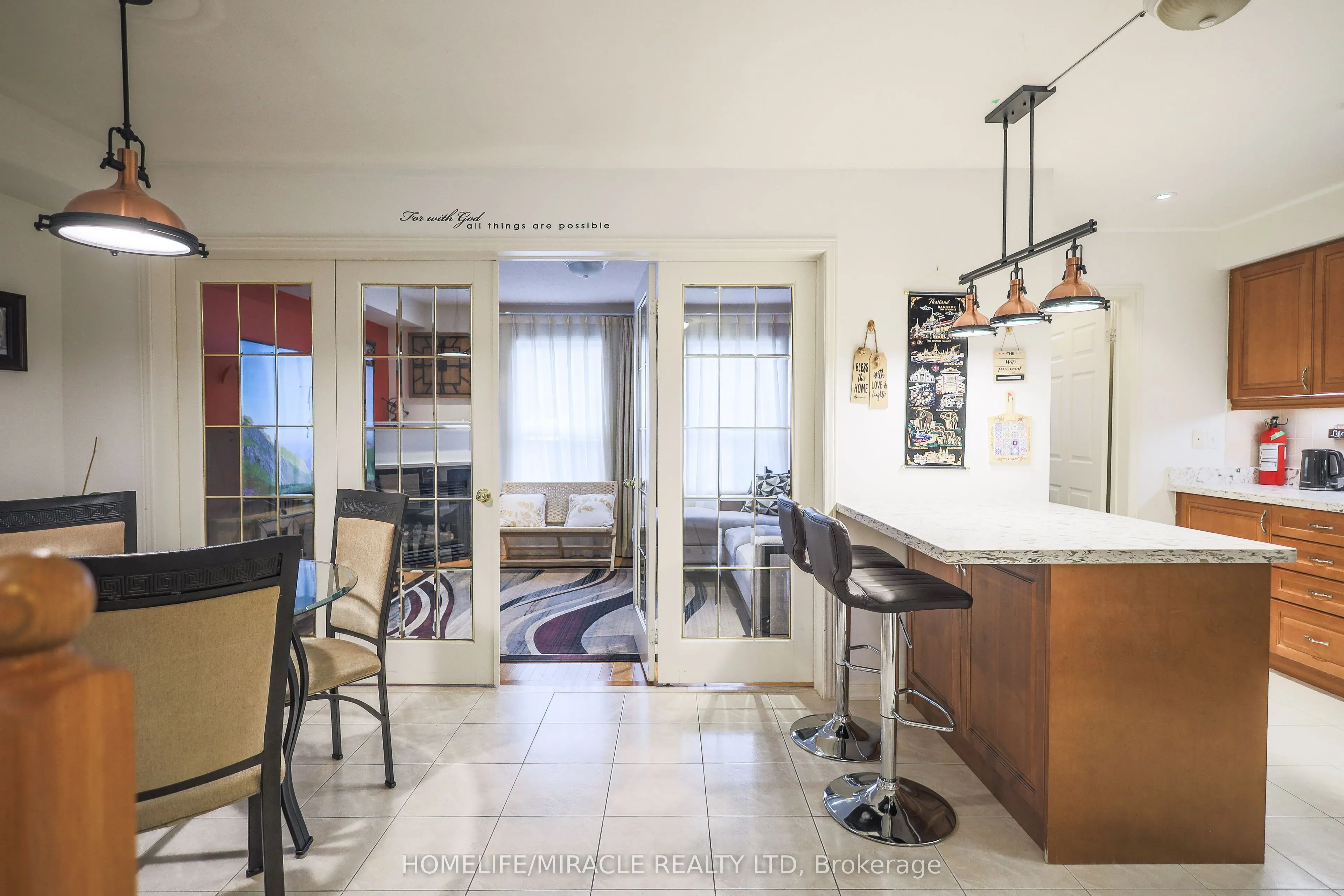 73 Andriana Crescent