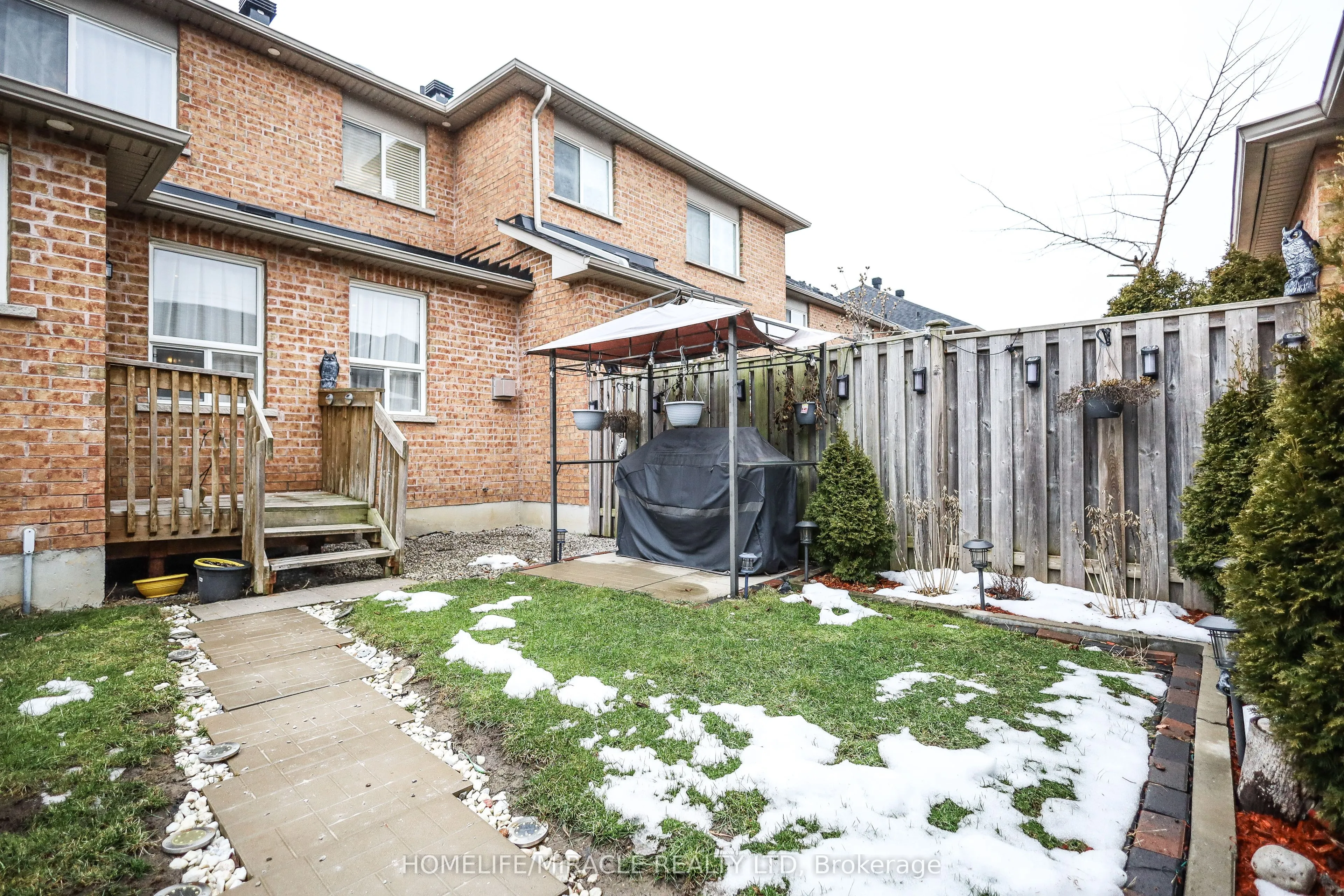 73 Andriana Crescent