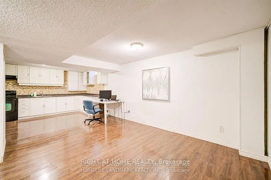 24 Enola Pl ,   (Basement)
