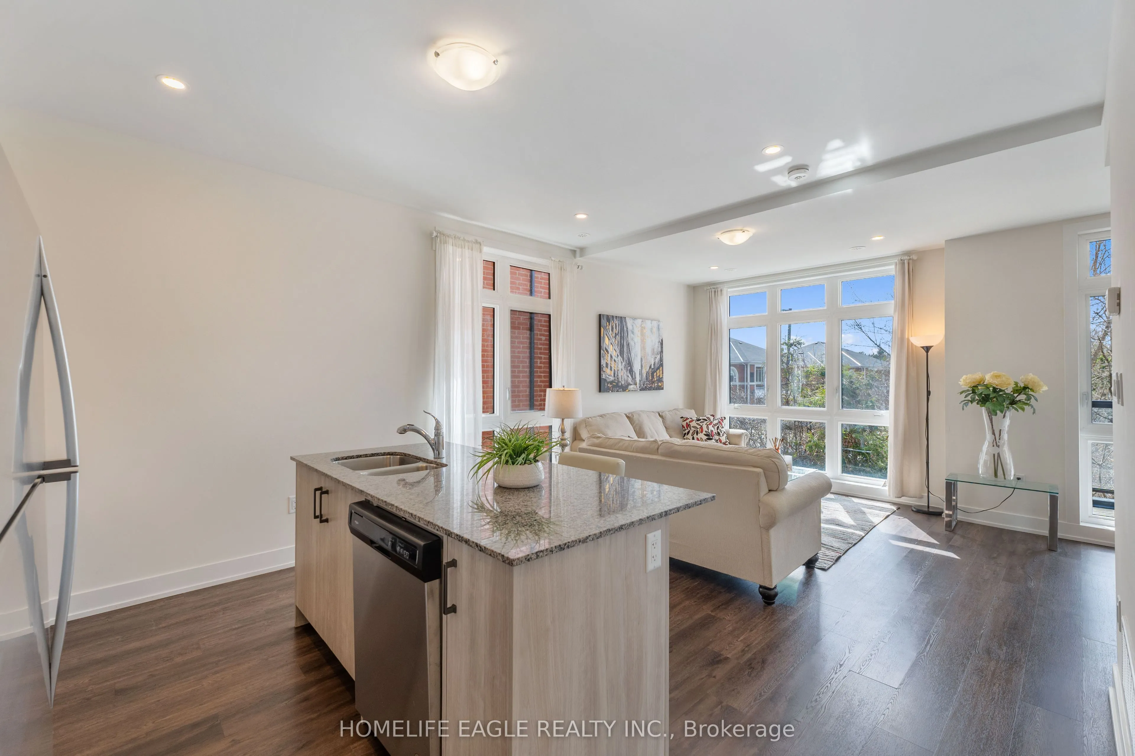 7 Phelps Lane, #16
