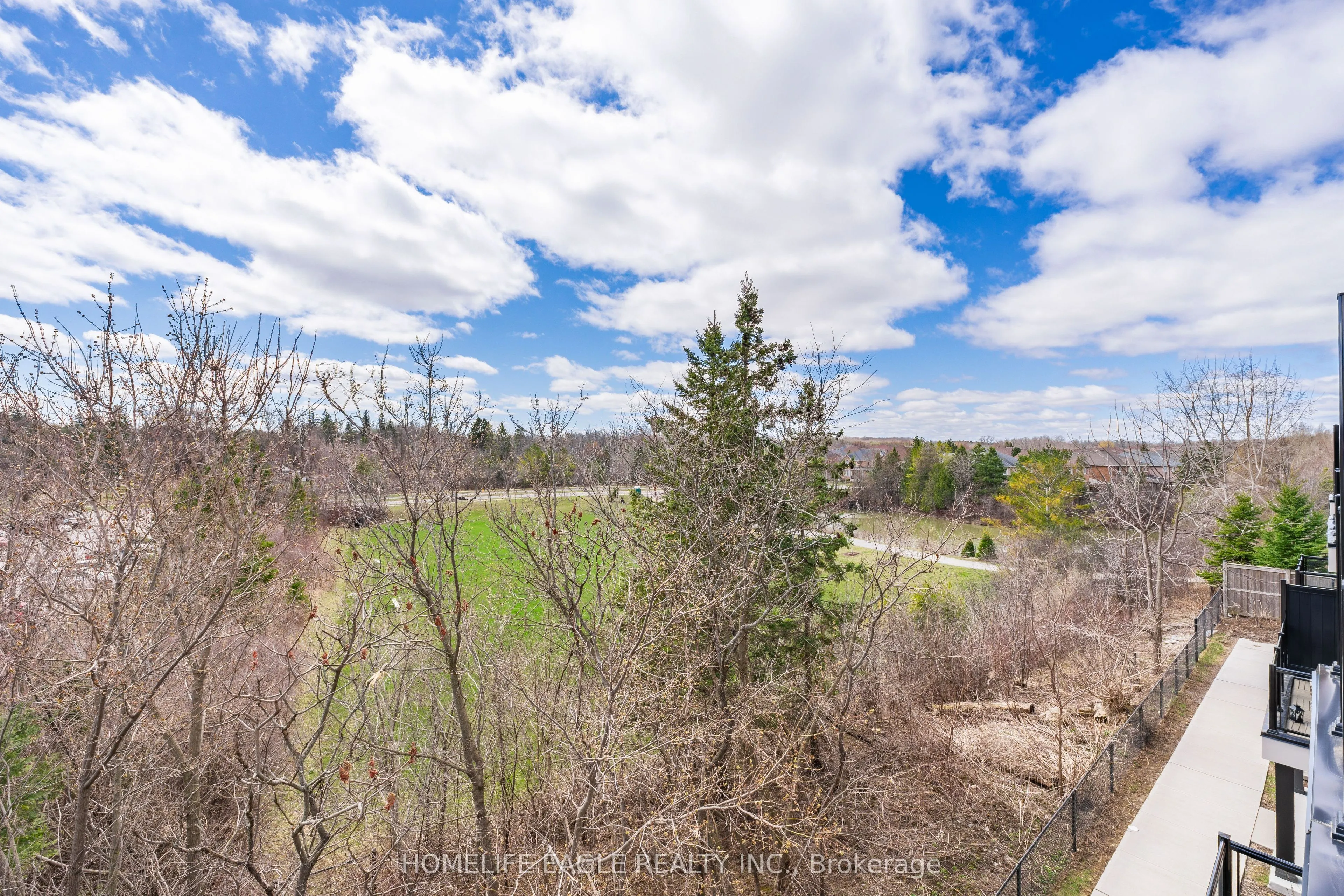 7 Phelps Lane, #16