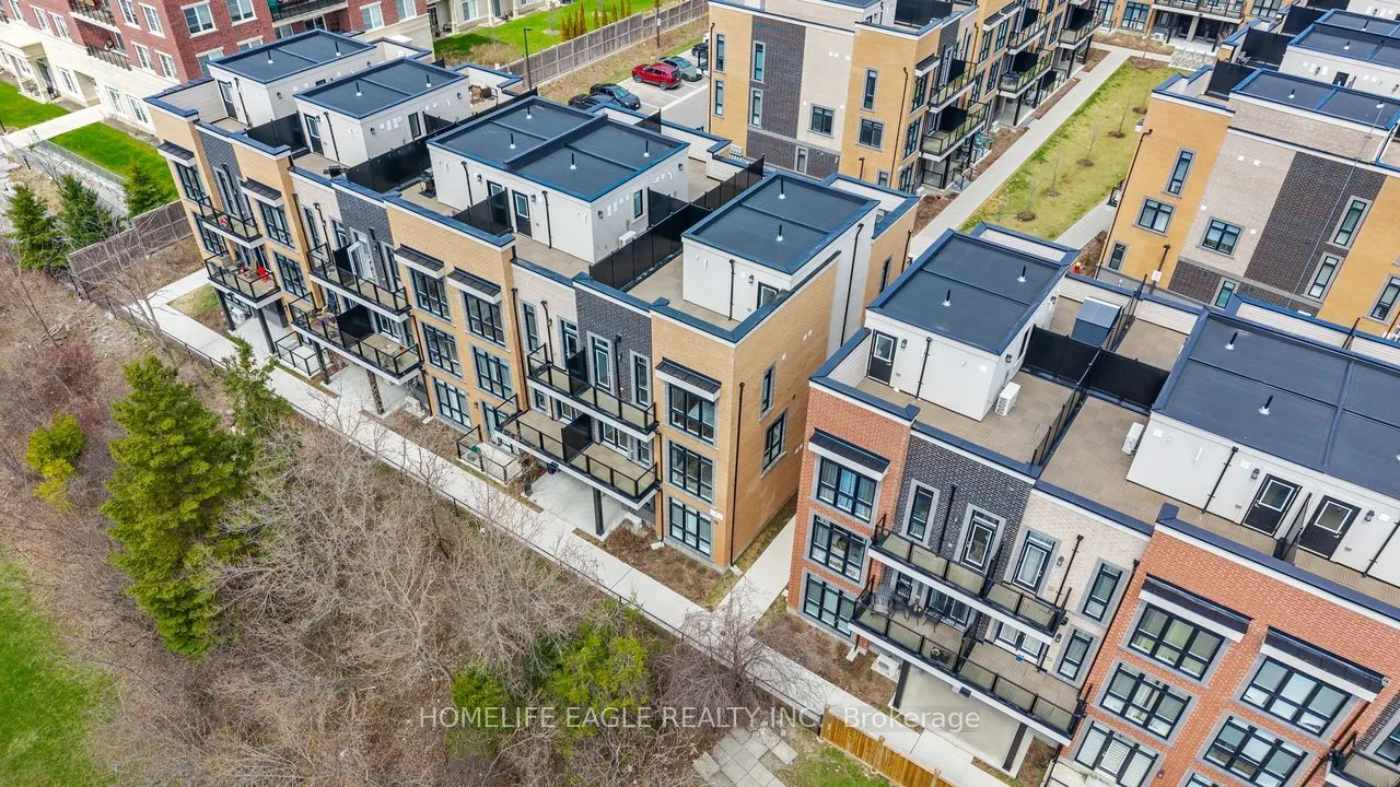 7 Phelps Lane, #16