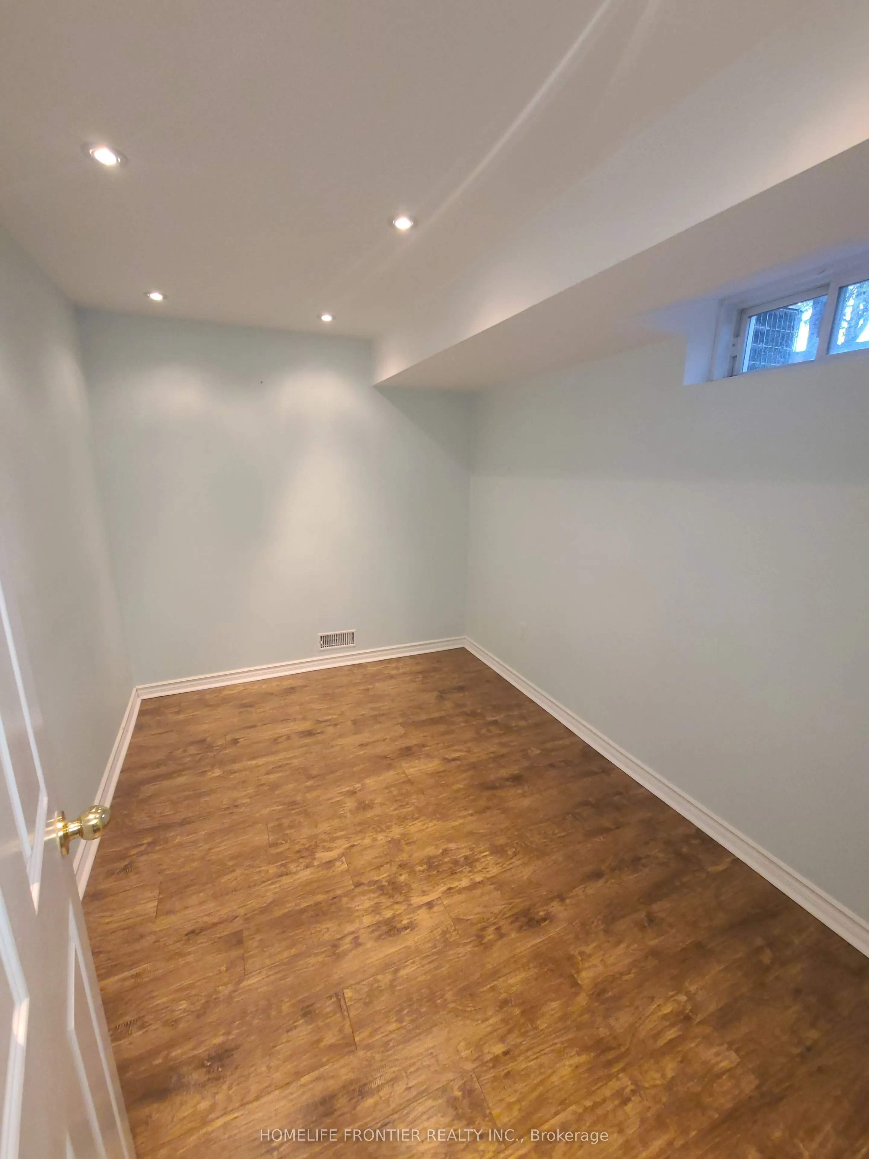 126 Vittorio De Luca Drive, #Lower