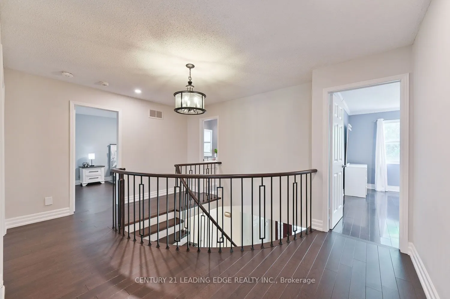 15 McCarty Crescent