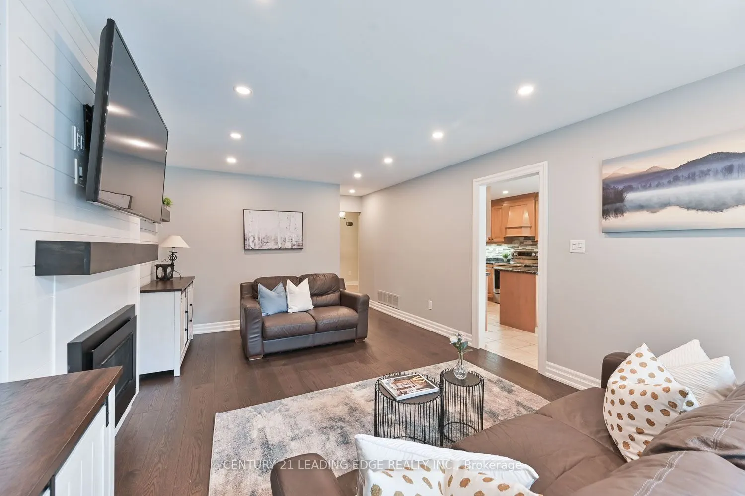 15 McCarty Crescent