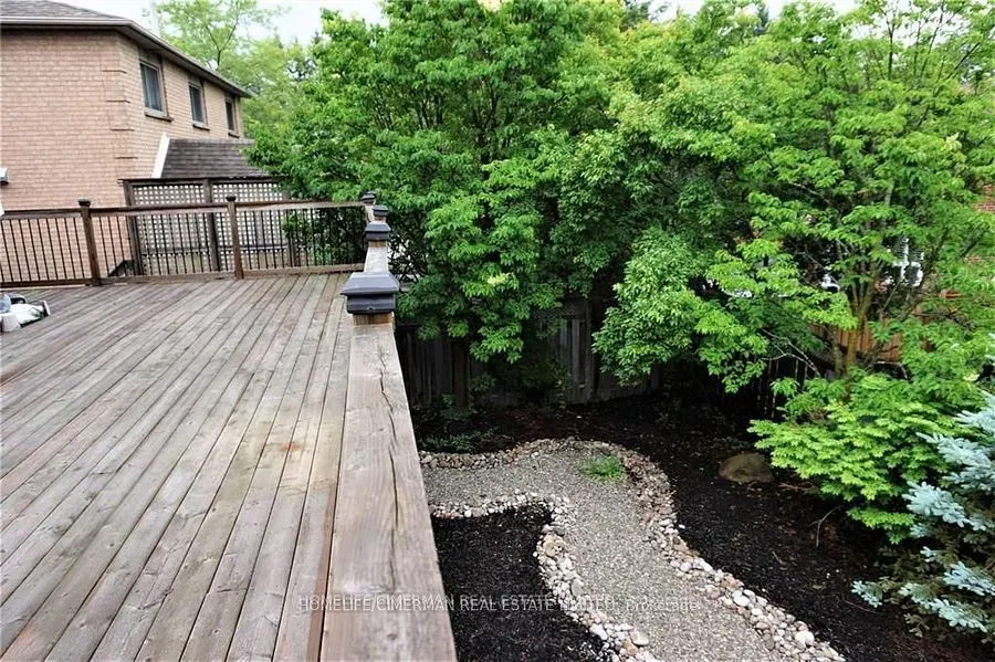 42 Lensmith Drive, #UPPER