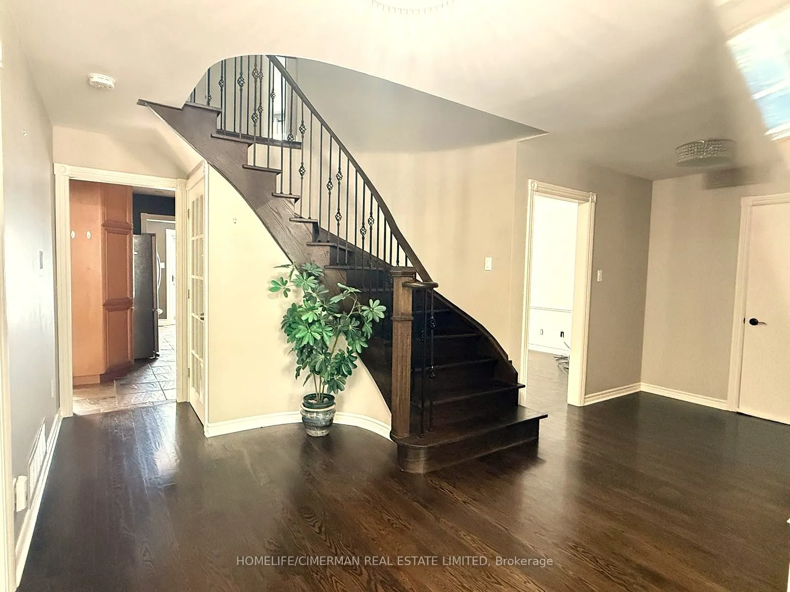 42 Lensmith Drive, #UPPER