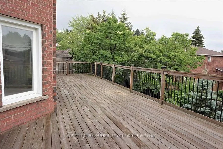42 Lensmith Drive, #UPPER