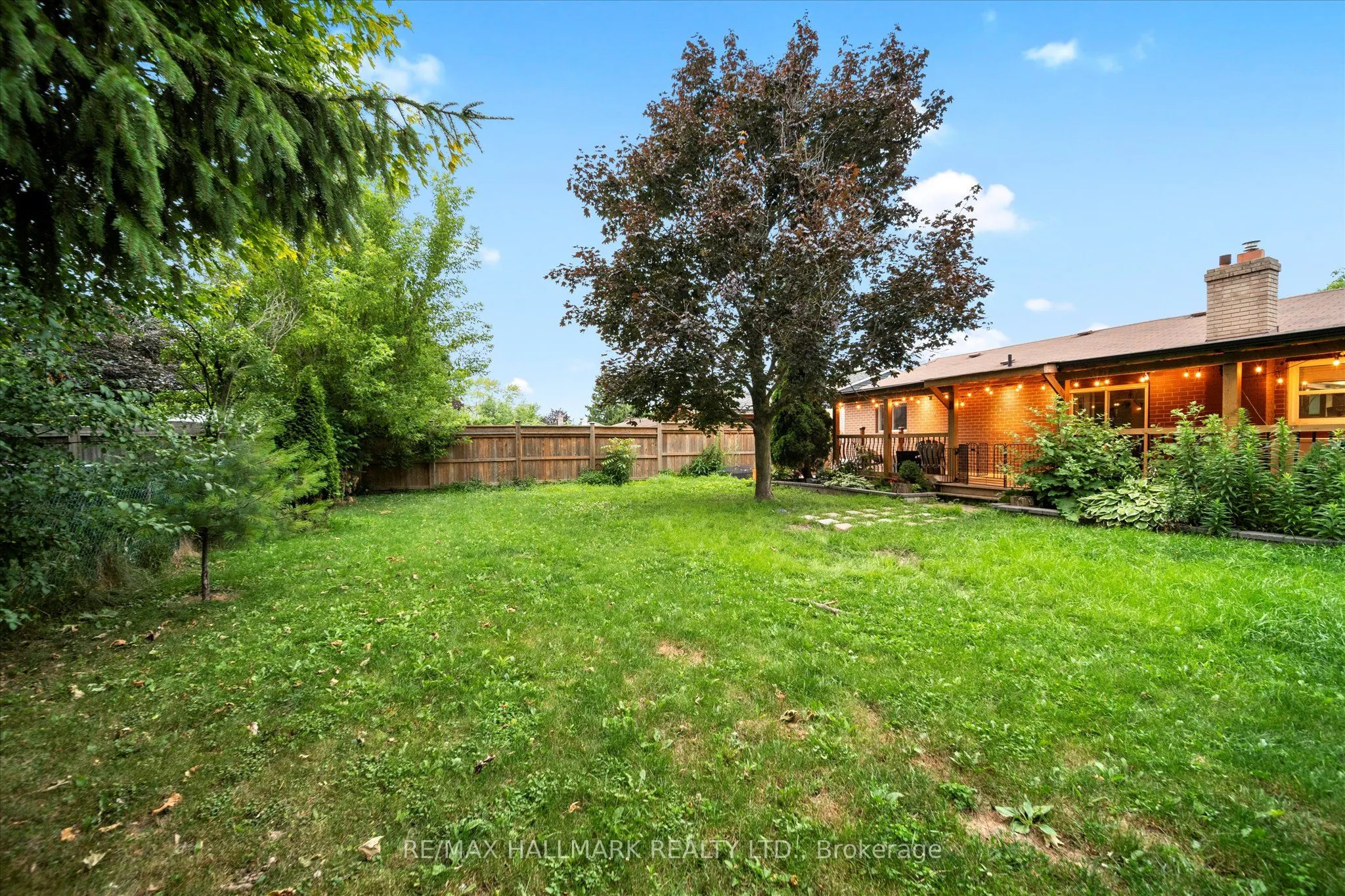 372 Dixon Boulevard