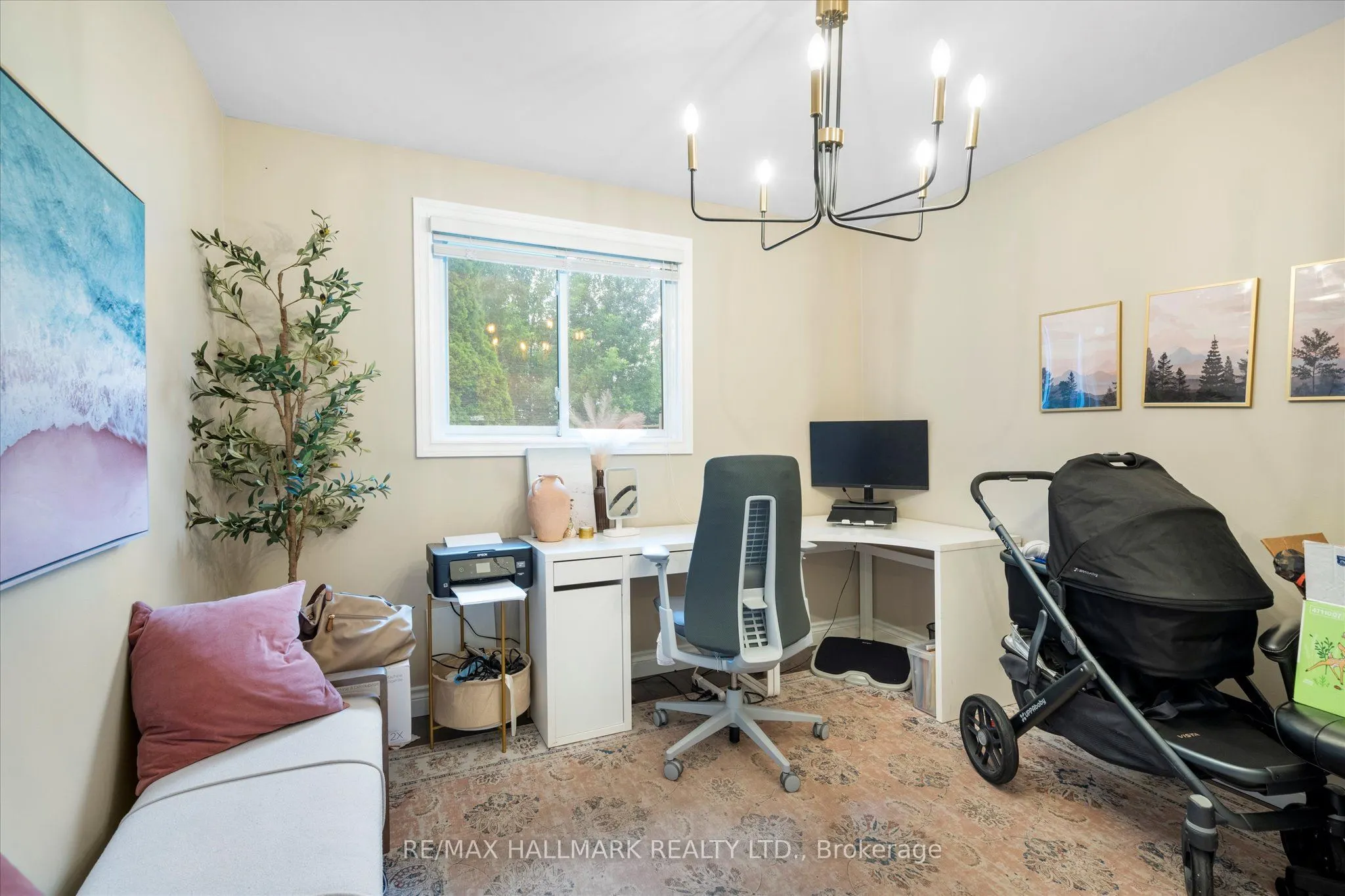 372 Dixon Boulevard