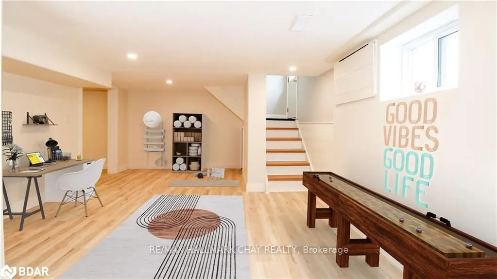 255 Calford Street