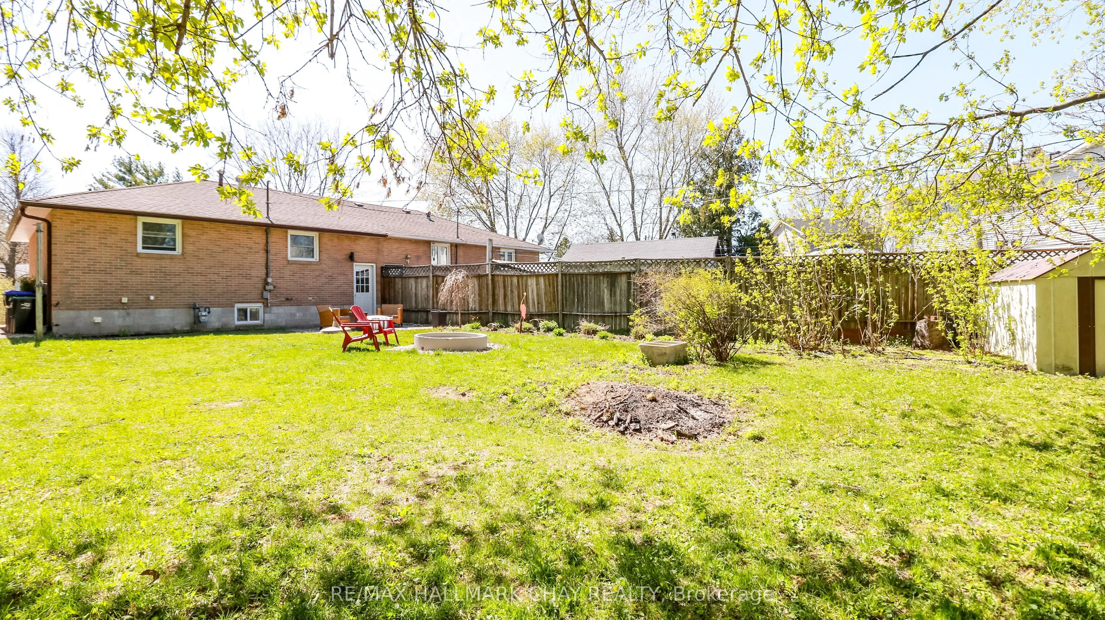255 Calford Street
