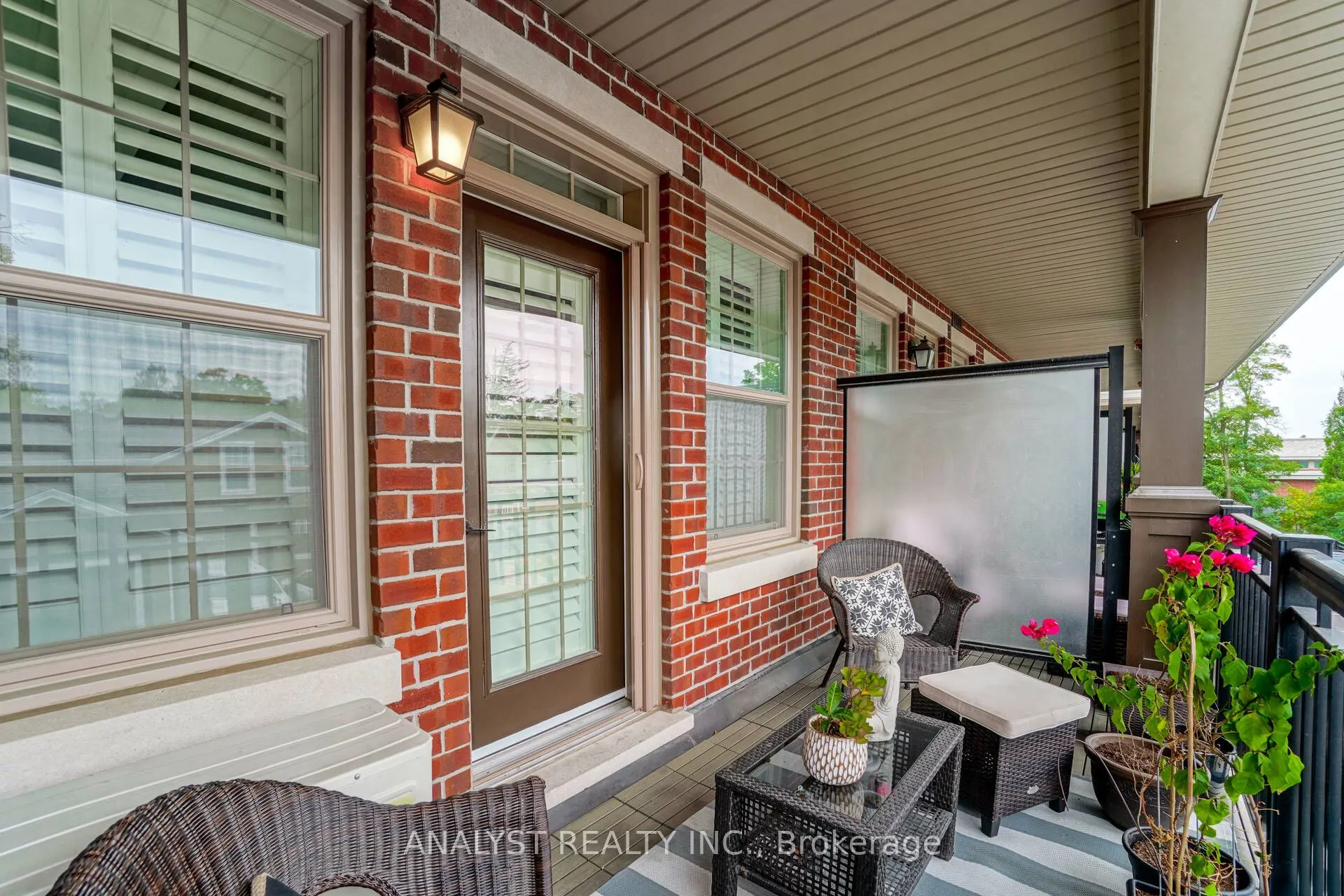 10425 Islington Avenue, #211