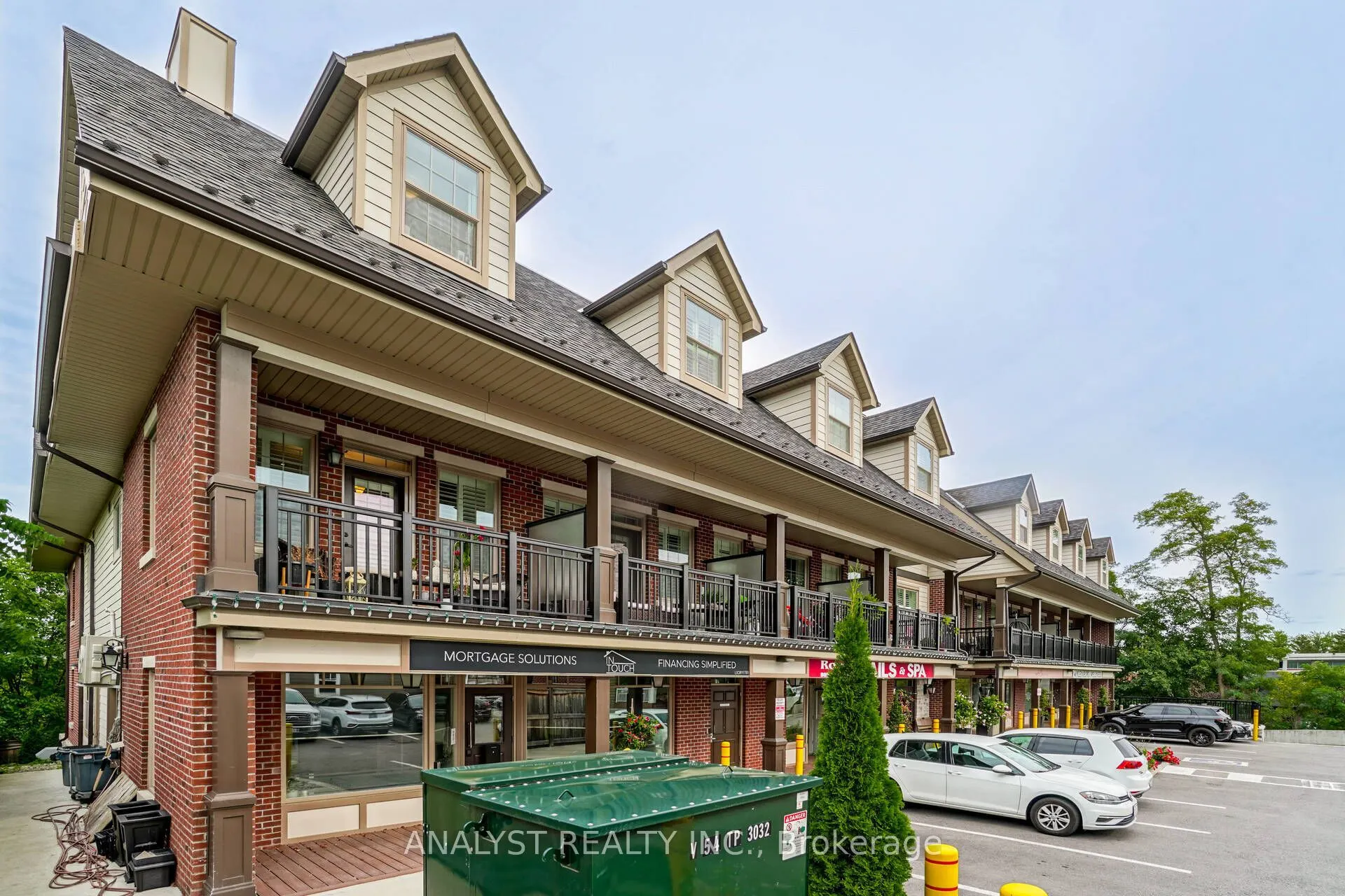 10425 Islington Avenue, #211