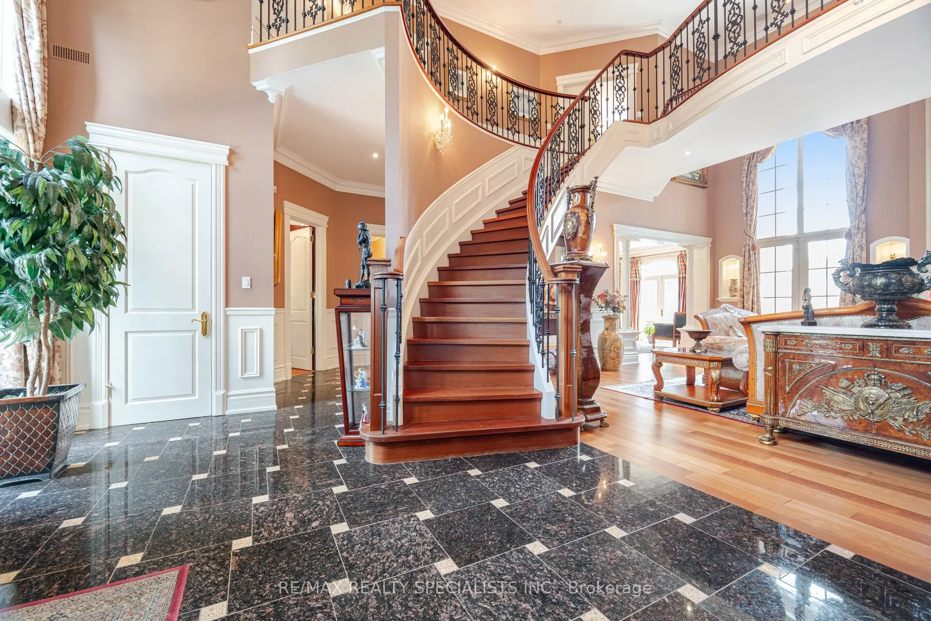 23 Maryvale Crescent