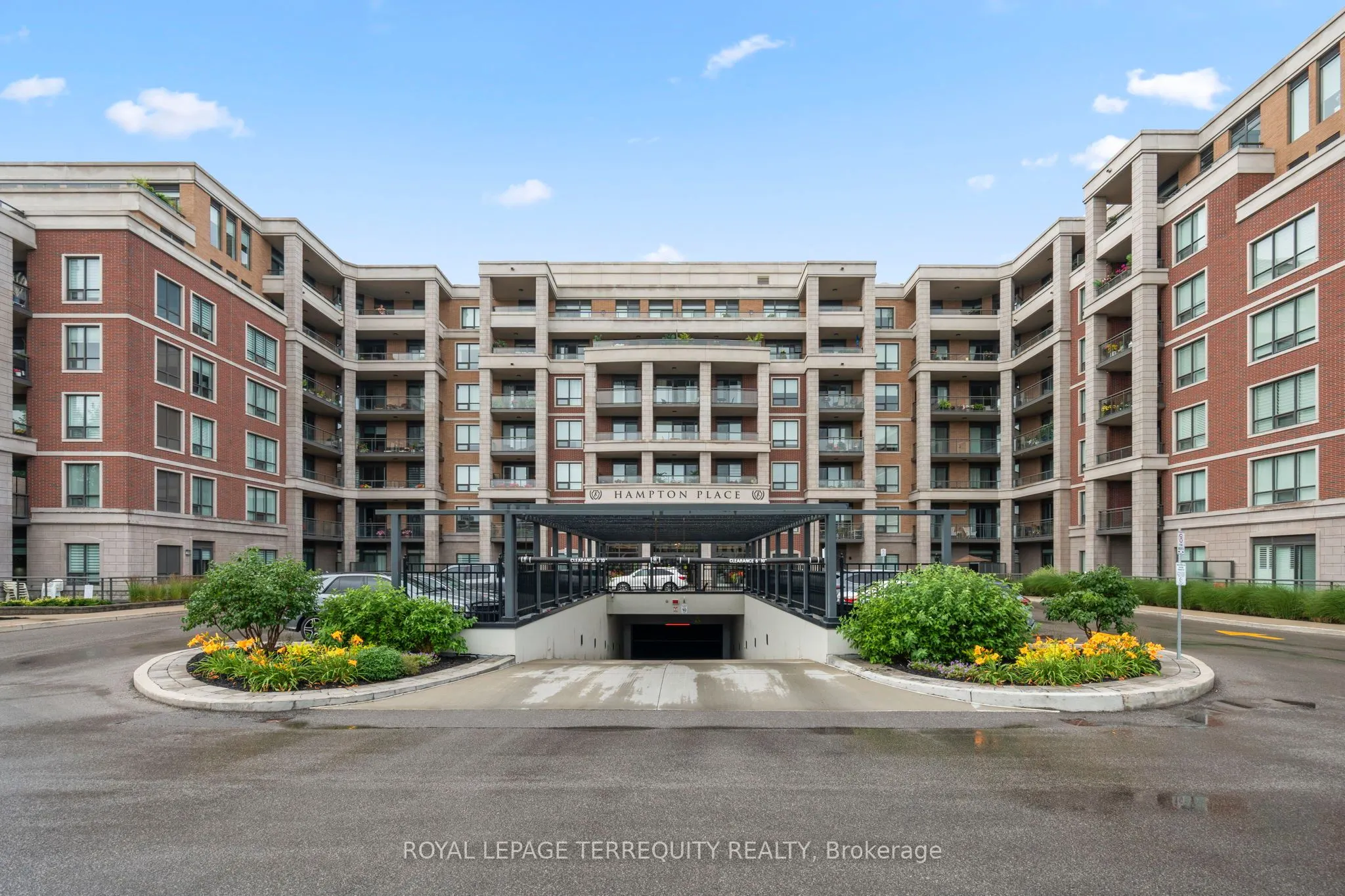 25 Baker Hill Boulevard, #207