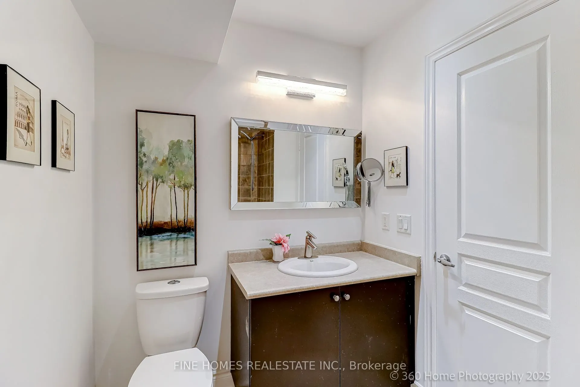 26 Gesher Crescent, #Lower