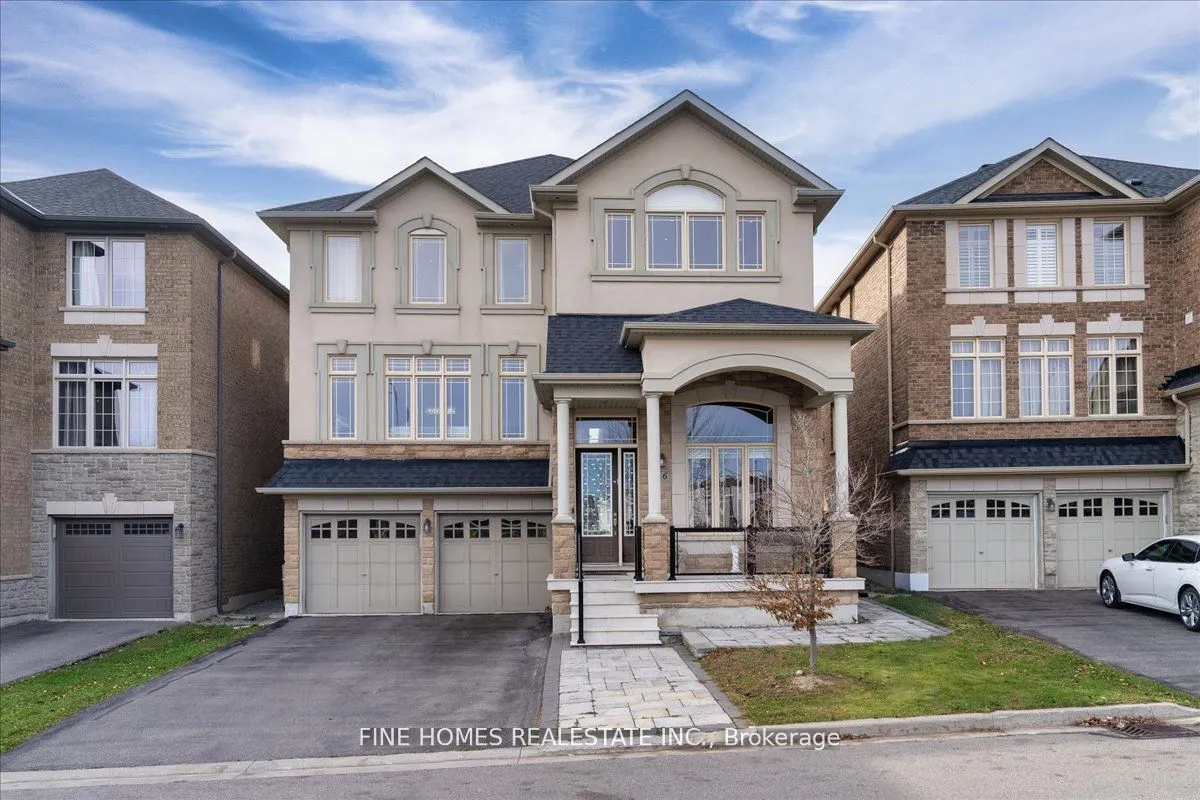 26 Gesher Crescent, #Lower