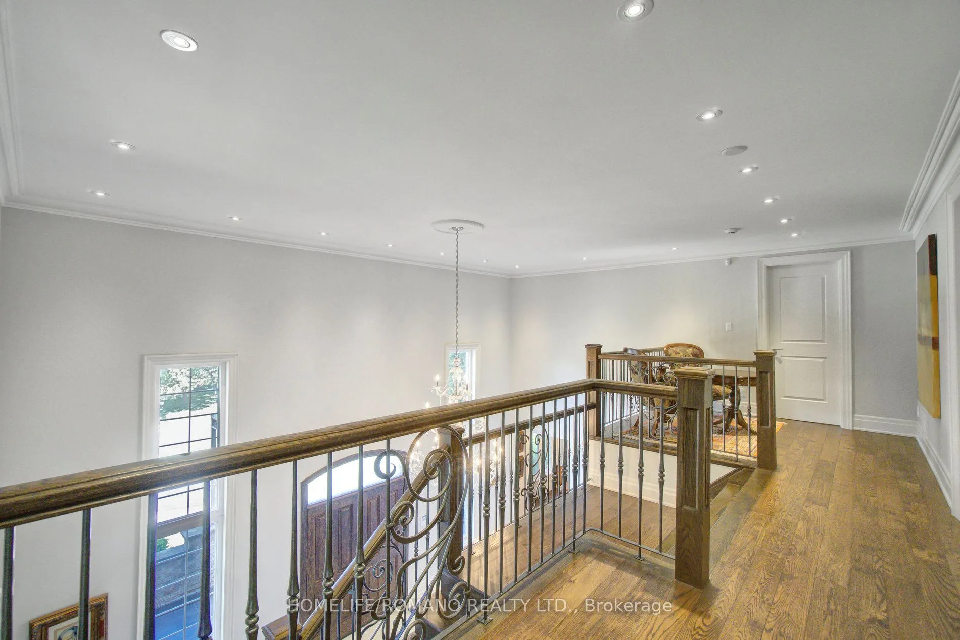 12 Hedgerow Lane