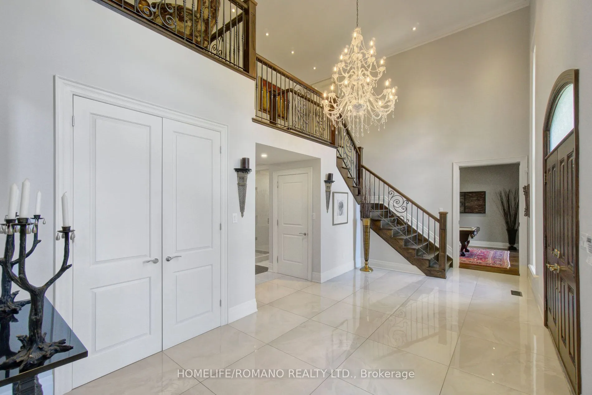 12 Hedgerow Lane