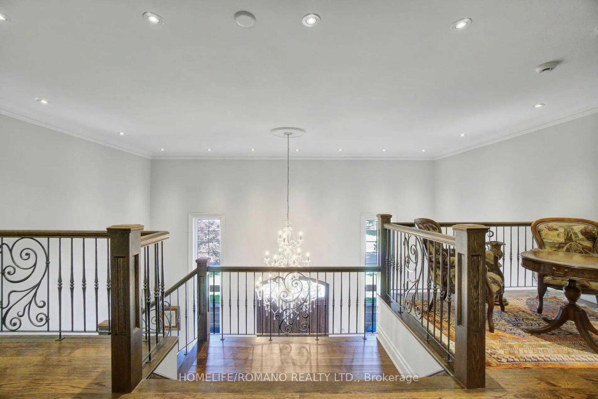 12 Hedgerow Lane