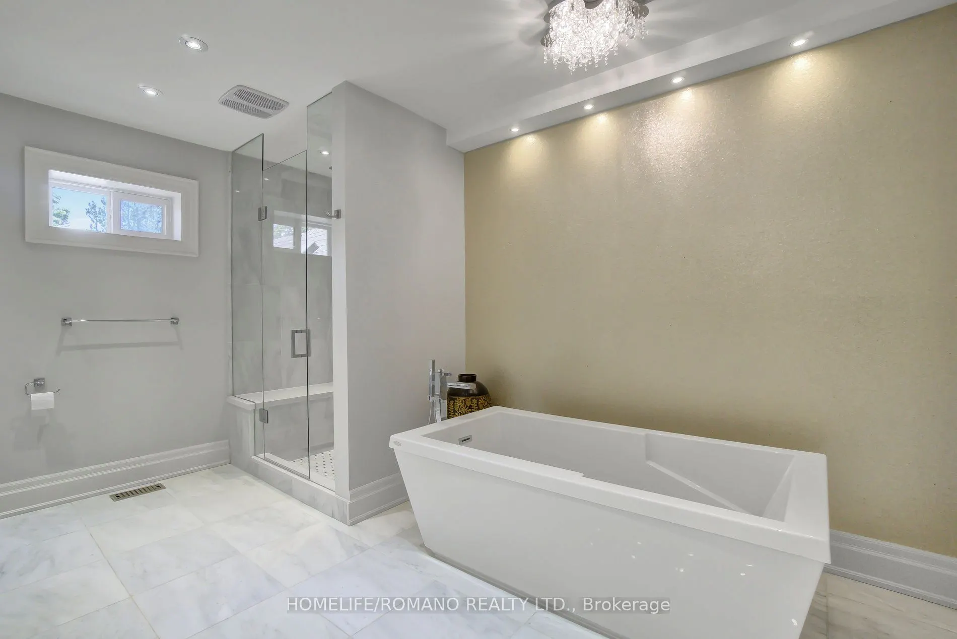 12 Hedgerow Lane