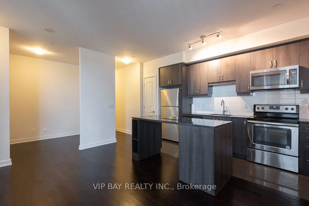 9201 Yonge Street, #Nw817