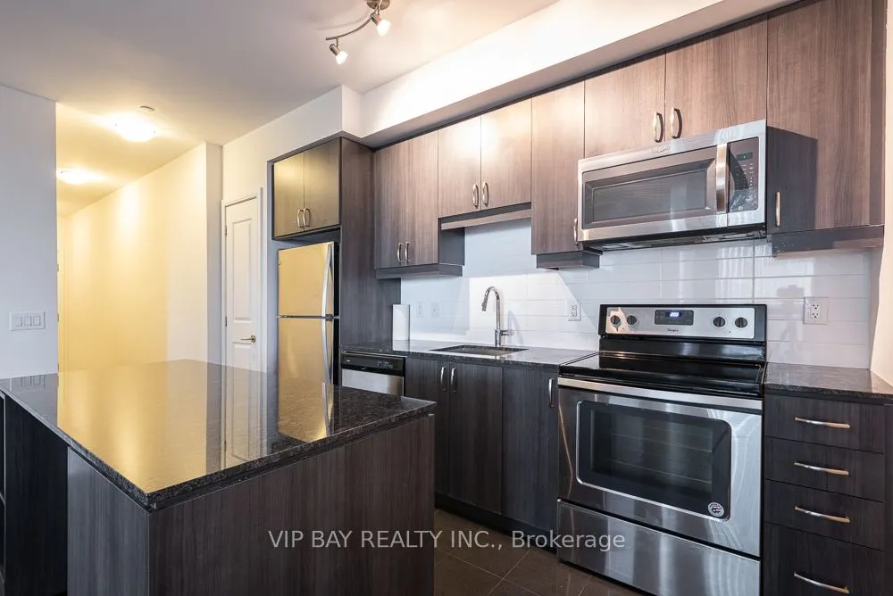 9201 Yonge Street, #Nw817
