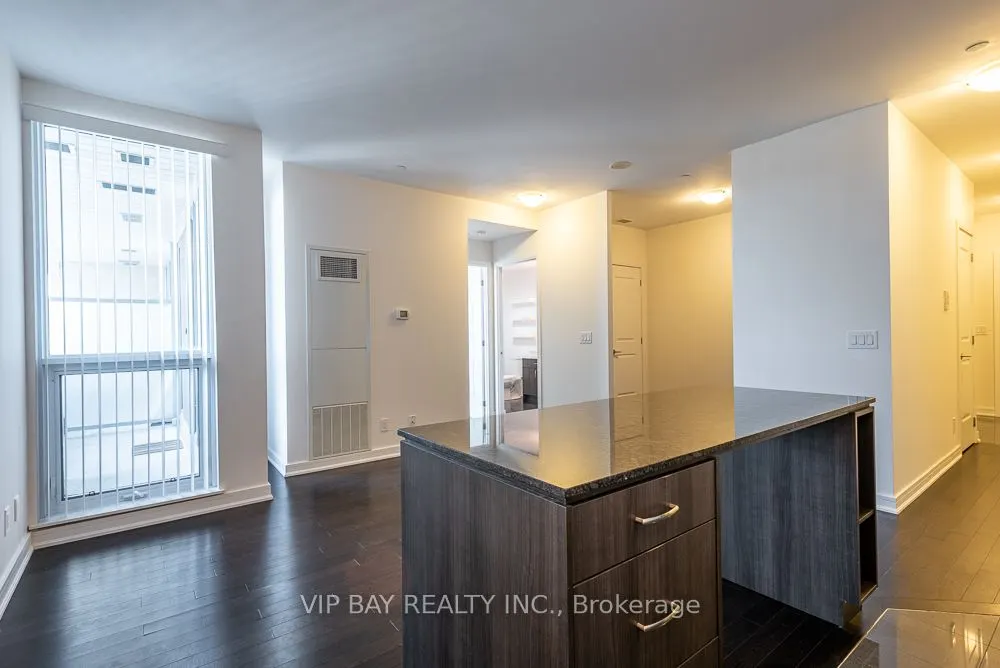 9201 Yonge Street, #Nw817