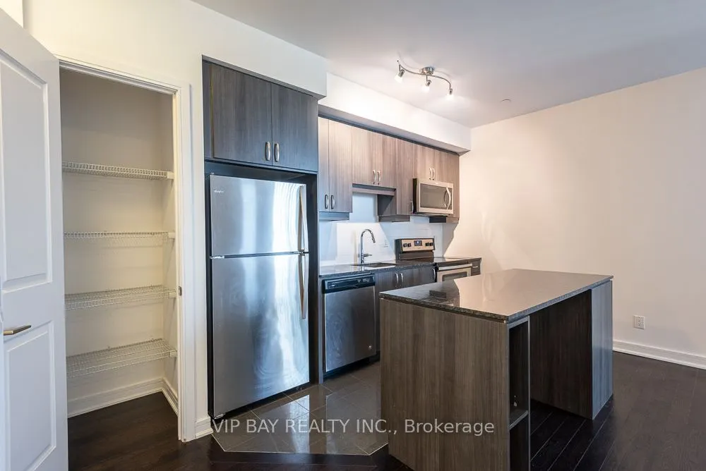 9201 Yonge Street, #Nw817