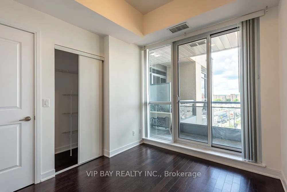9201 Yonge Street, #Nw817