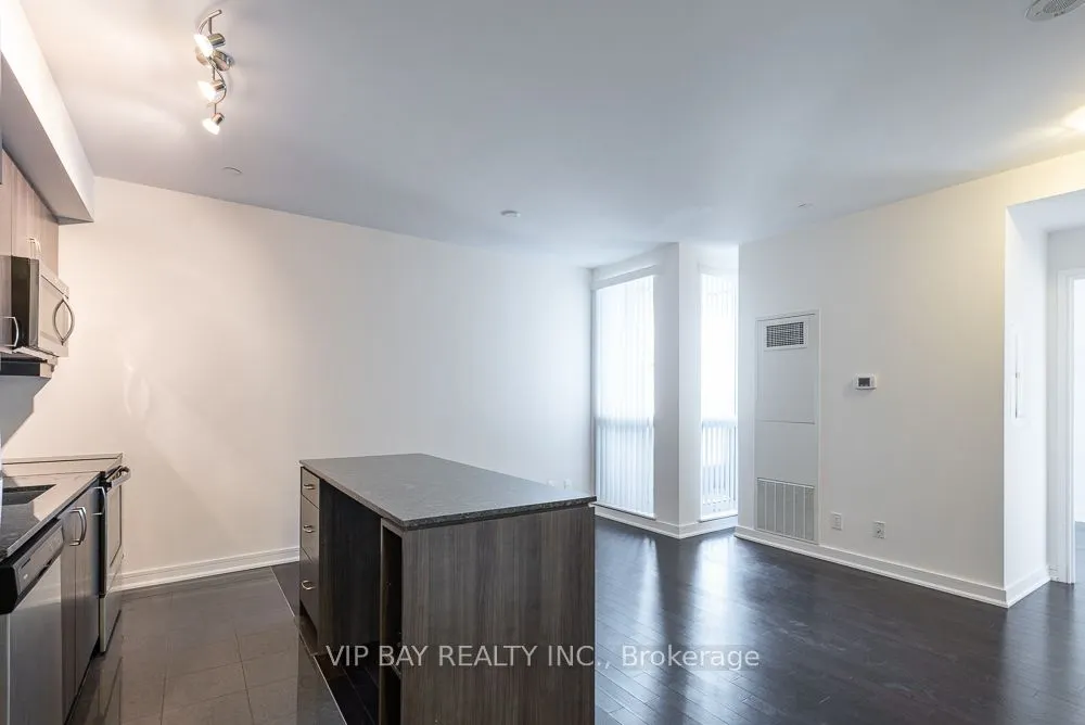 9201 Yonge Street, #Nw817